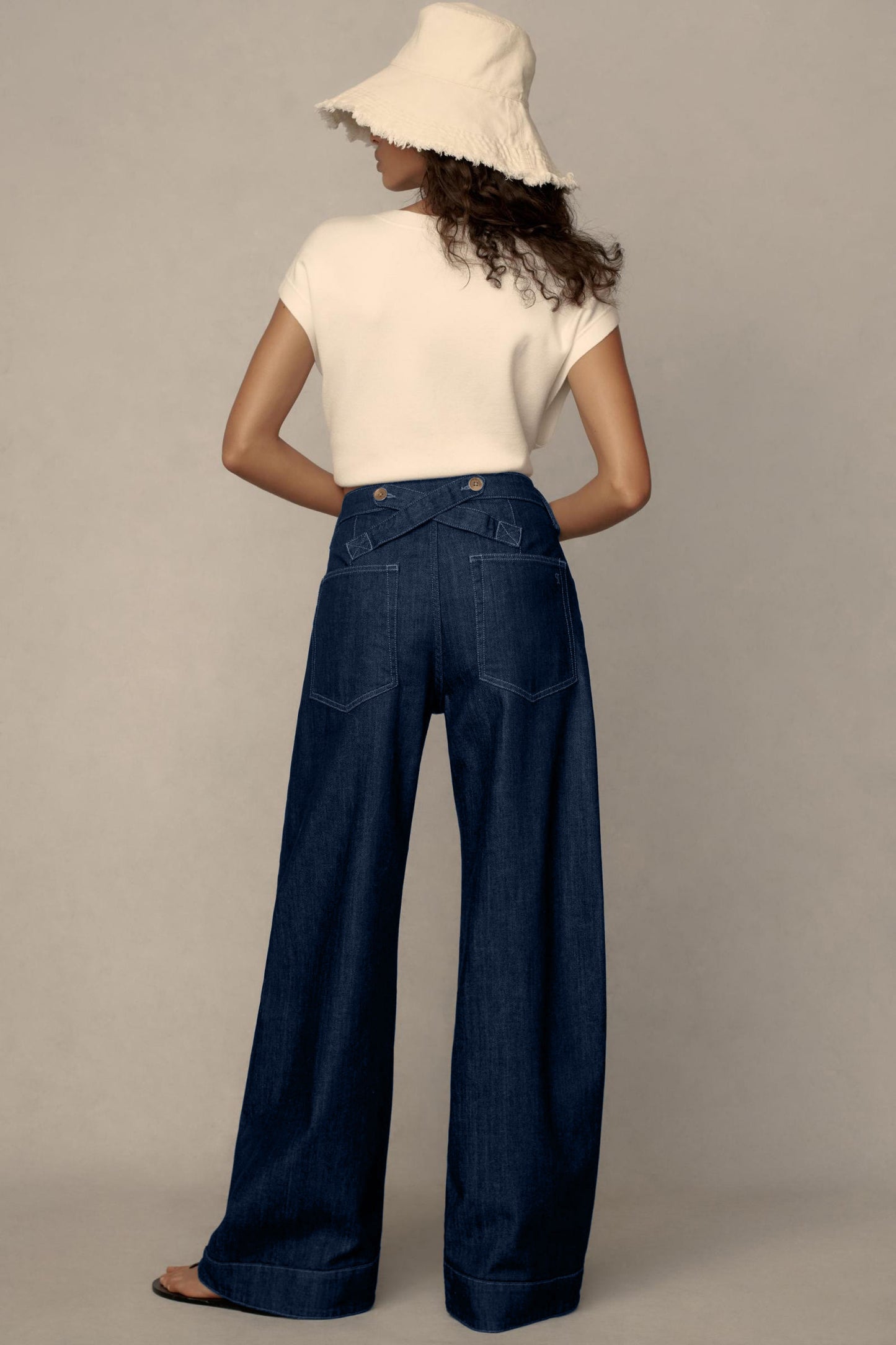 Puddle Curve Low-Rise Tapered Jeans(BUY 2 FREE SHIPPING)
