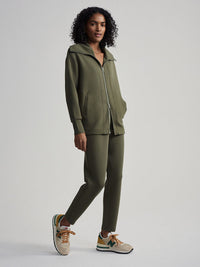Olive Night