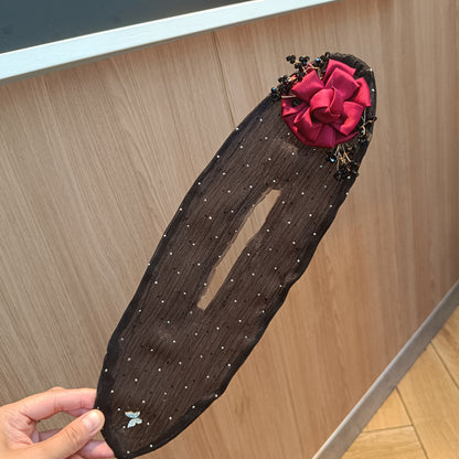 Blossom Twist Hair Clip