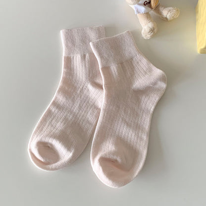 Cozy Cloud Socks: Softness You Can Wear         （$9.9 for three pairs）